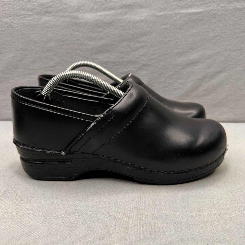 Dansko Professional Womens Size 38 (7.5-8) Clog Triple Black Leather Nursing